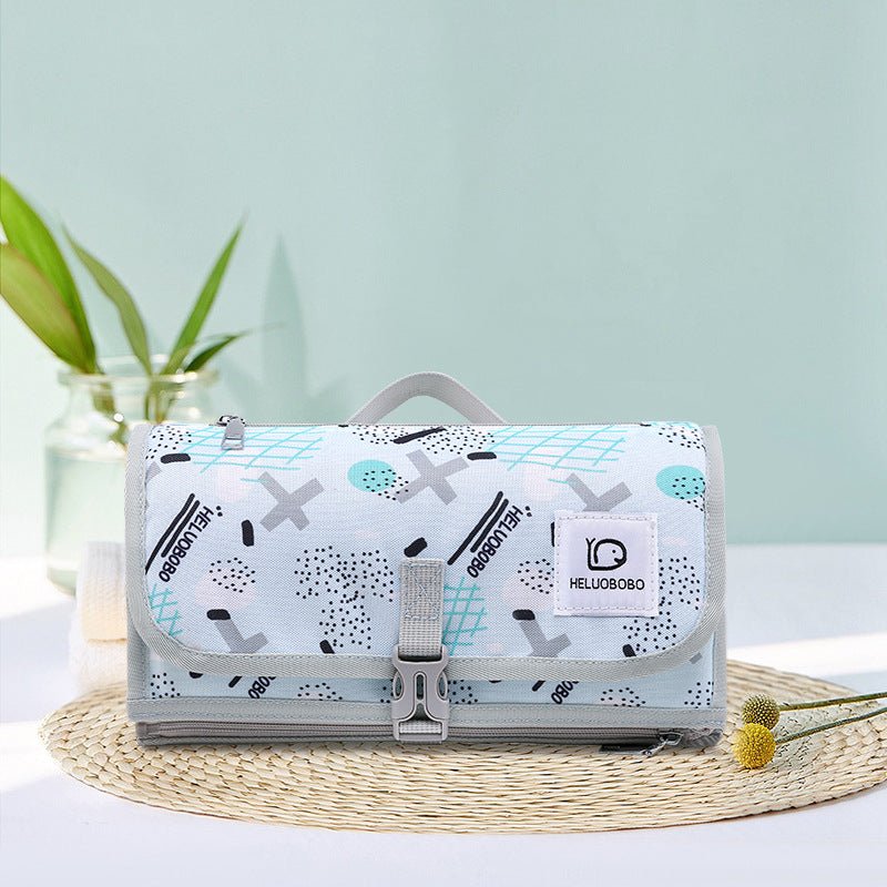 Sammenleggbart og vanntett stelleunderlag for baby - GlowNordi 