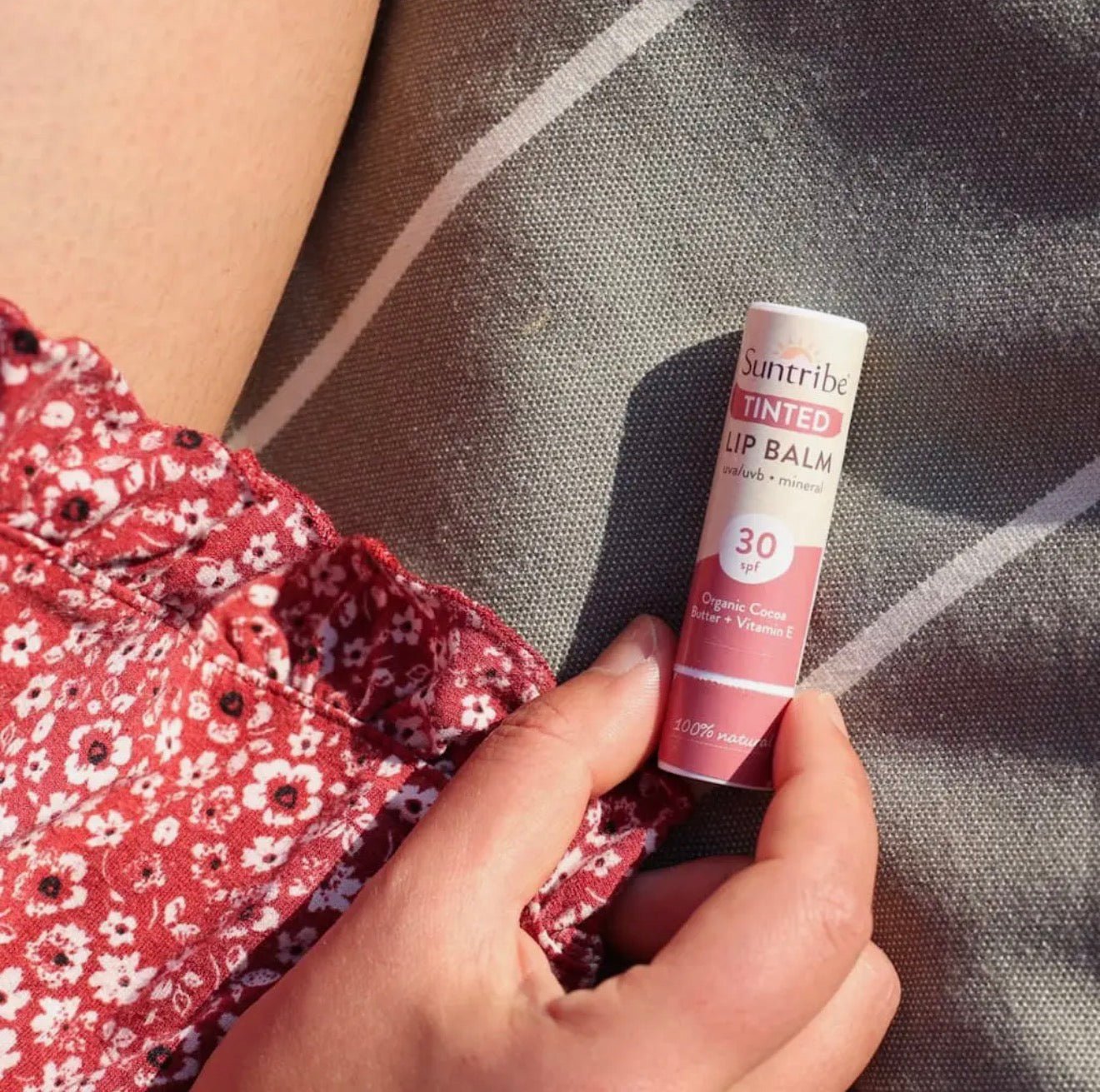 Suntribe Økologisk Mineralsk Tonet Læbepomade SPF 30 - GlowNordi