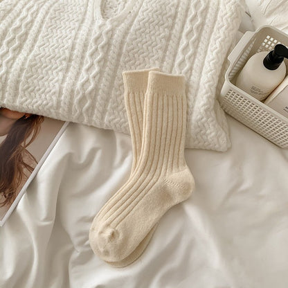 🧶 Varme og myke ullsokker for kvinner – perfekt for kalde dager - GlowNordi 