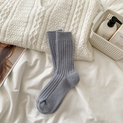 🧶 Varme og myke ullsokker for kvinner – perfekt for kalde dager - GlowNordi 