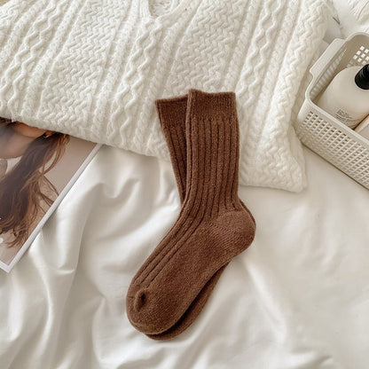 🧶 Varme og myke ullsokker for kvinner – perfekt for kalde dager - GlowNordi 