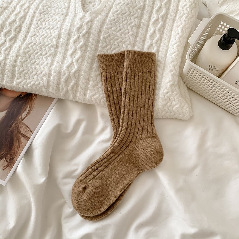 🧶 Varme og myke ullsokker for kvinner – perfekt for kalde dager - GlowNordi 